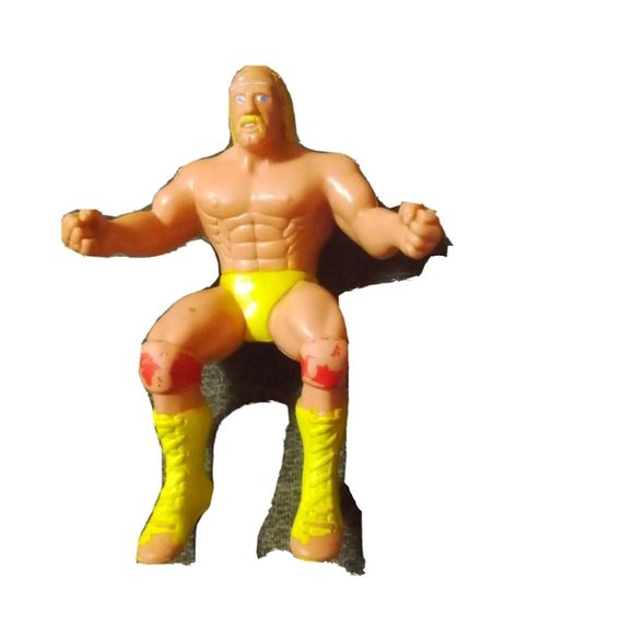 Hulk Hogan WWE  WWF Wrestling 5" Figure Finger Puppet 1995 - Picture 1 of 14